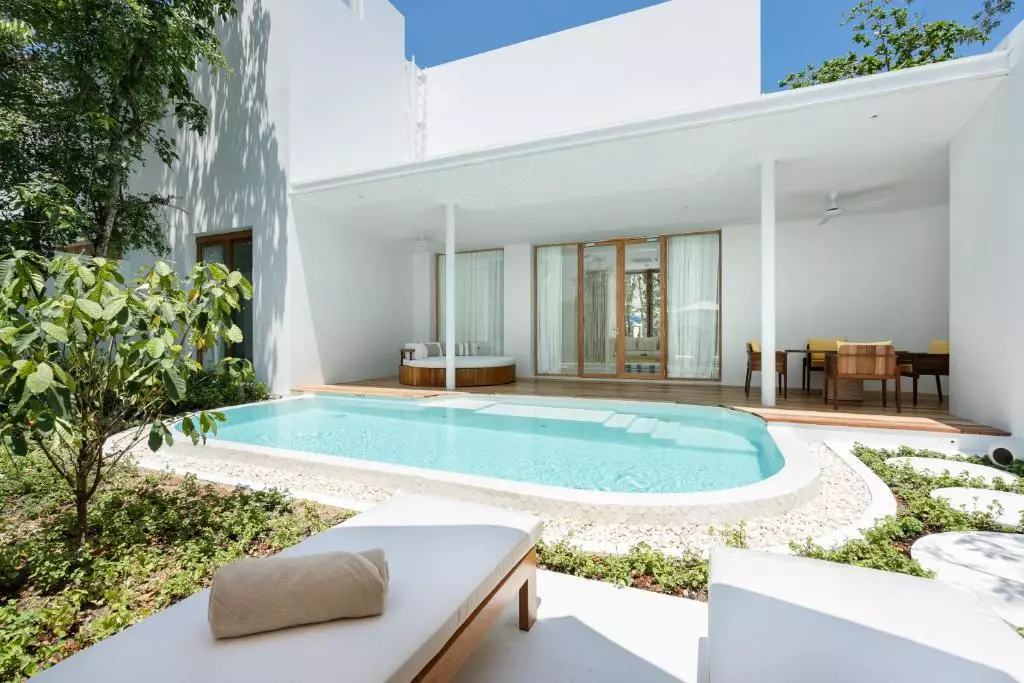 استخر اتاق هتل سالا سامویی چاونگ4